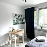 Quiet Near The Park, Metro, Centre, Wi-fi - By Hik Warsaw