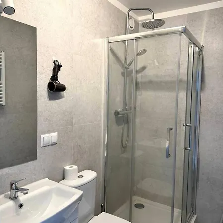 Quiet Near The Park, Metro, Centre, Wi-fi - By Hik Apartament Warszawa