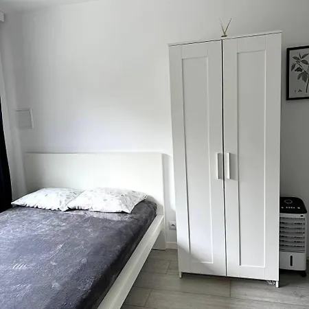 Quiet Near The Park, Metro, Centre, Wi-fi - By Hik