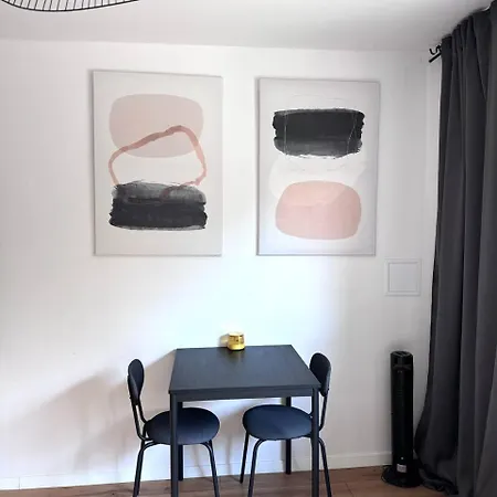 Quiet Near The Park, Metro, Centre, Wi-fi - By Hik Apartamento