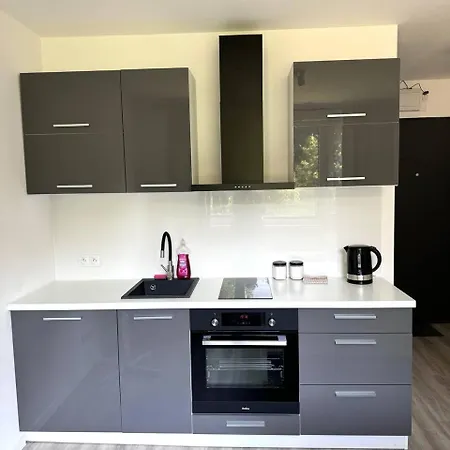 Quiet Near The Park, Metro, Centre, Wi-fi - By Hik * Varsavia