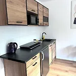 Quiet Near The Park, Metro, Centre, Wi-fi - By Hik