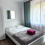 Quiet Near The Park, Metro, Centre, Wi-fi - By Hik *
